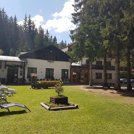 Casa Alpina Dobbiaco 호텔 외부 사진