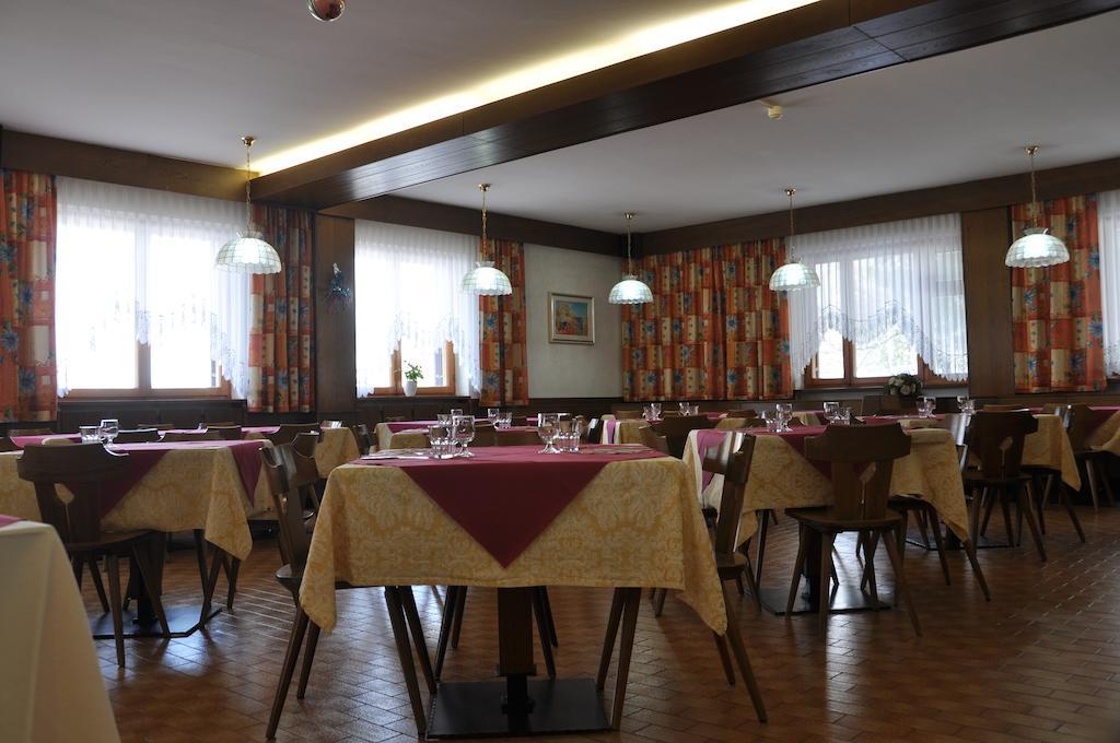 Casa Alpina Dobbiaco 호텔 외부 사진