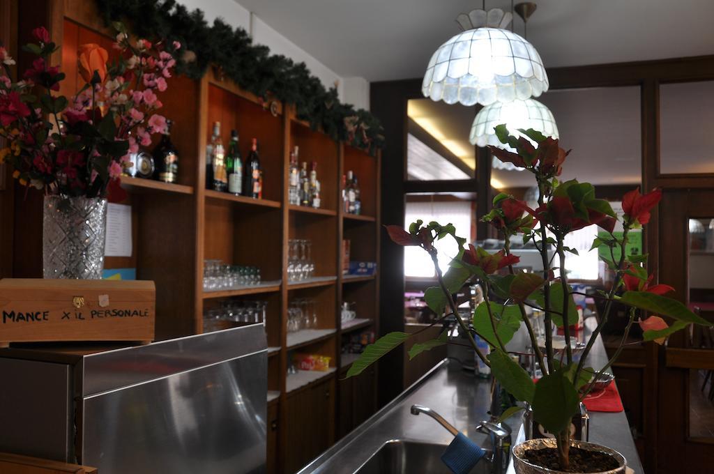 Casa Alpina Dobbiaco 호텔 외부 사진