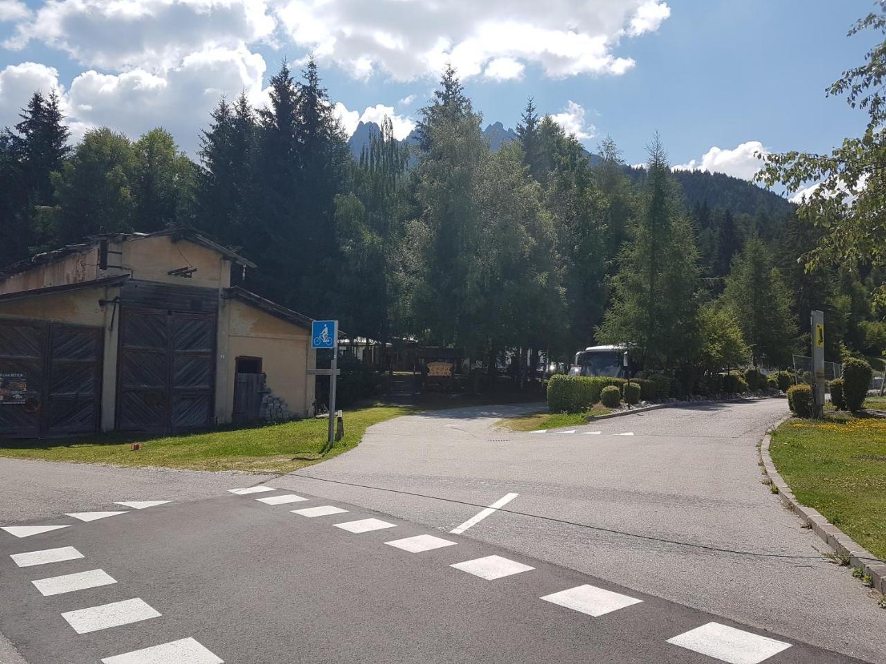 Casa Alpina Dobbiaco 호텔 외부 사진